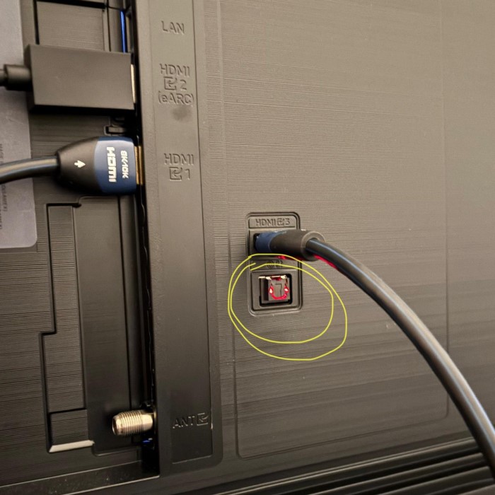 where is the hdmi port on samsung tv