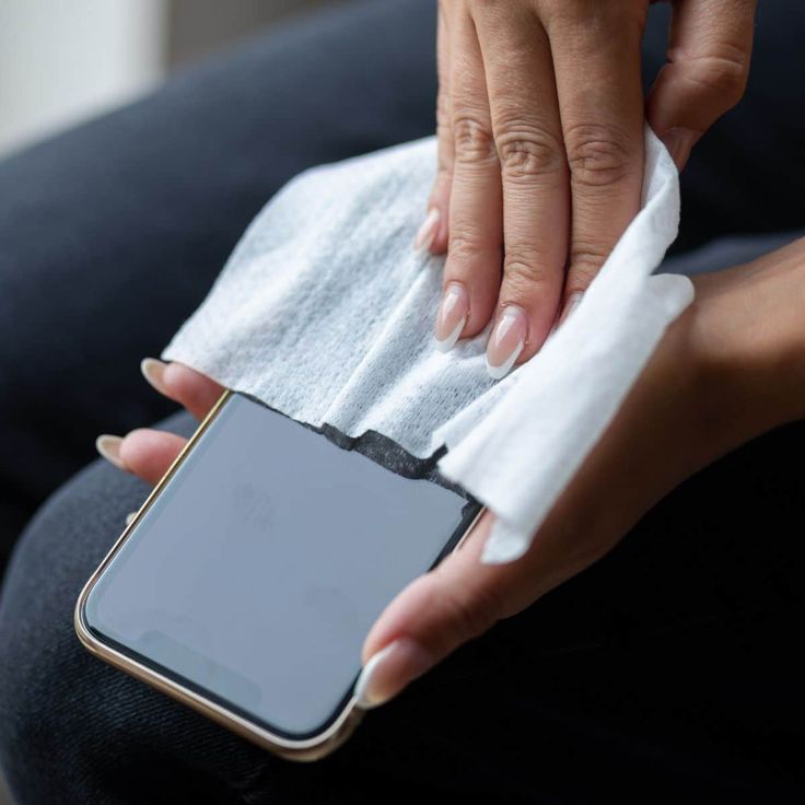 Mobile phone cleaning