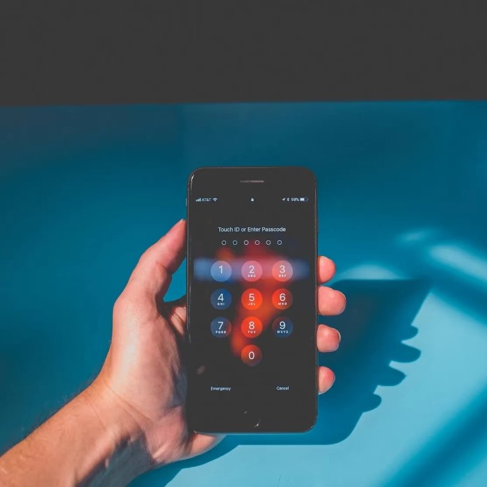 how to tell if your phone is hacked
