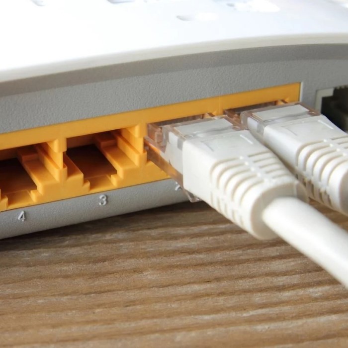 difference between modem and router