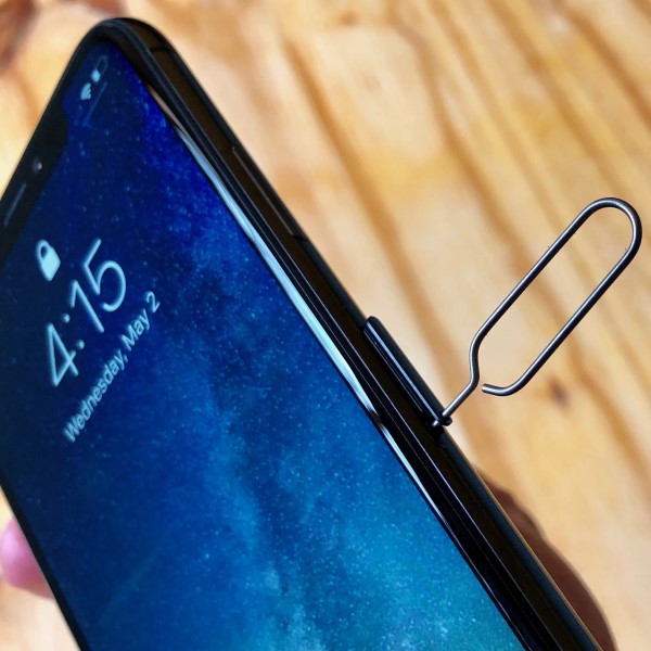 how to remove sim card from iphone