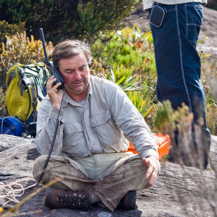 satellite phone rentals