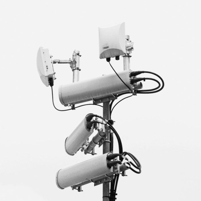 cellular signal booster