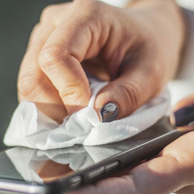 how to remove scratches from phone screen