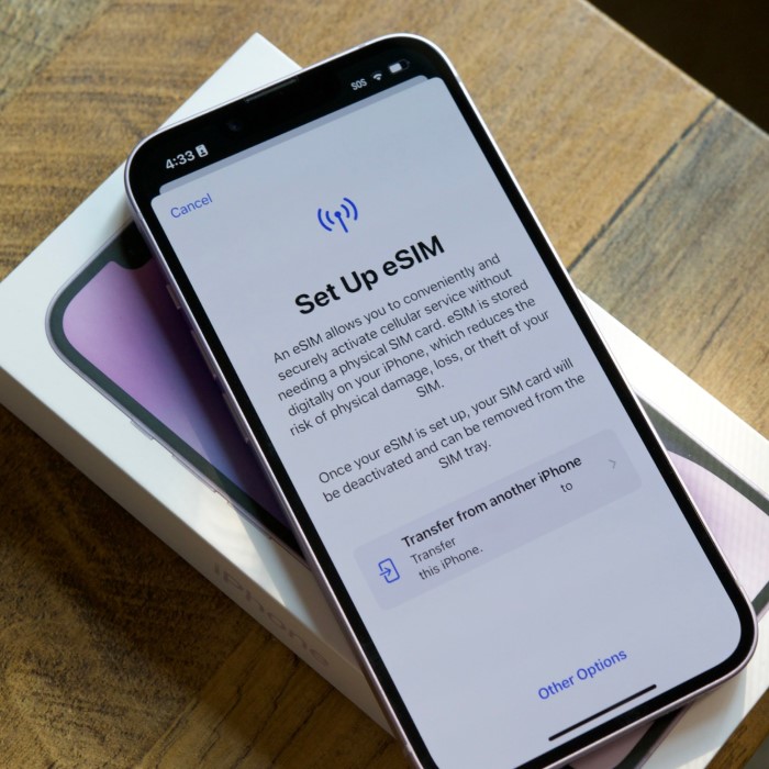 how to activate sim card on iphone