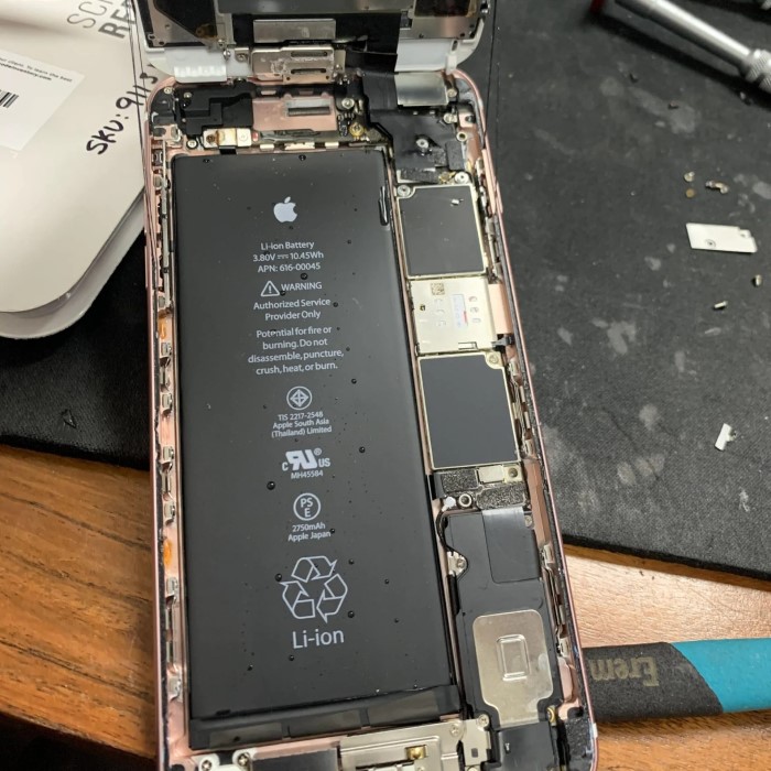 how much does it cost to fix a phone screen