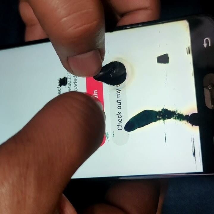 why is my phone screen black