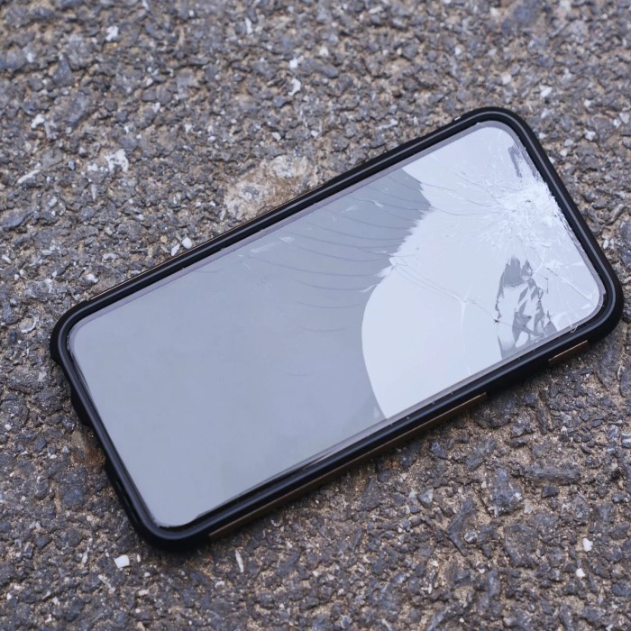 how much is it to fix a phone screen