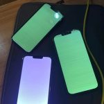 why is my phone screen green