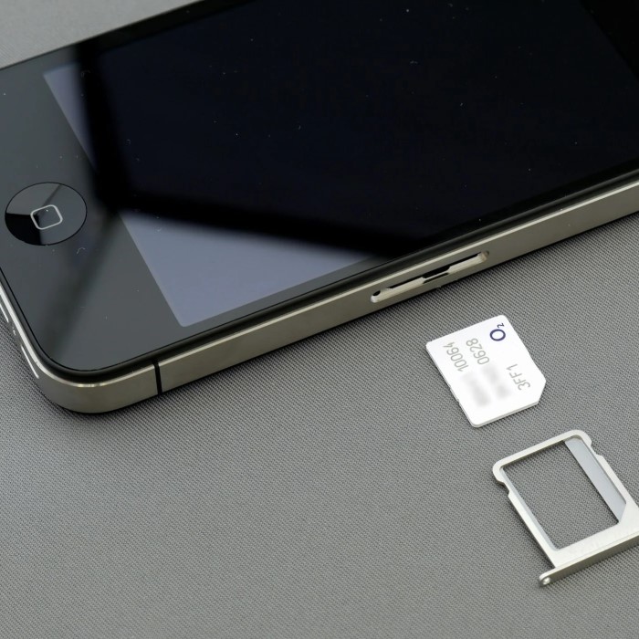 how to activate sim card on iphone