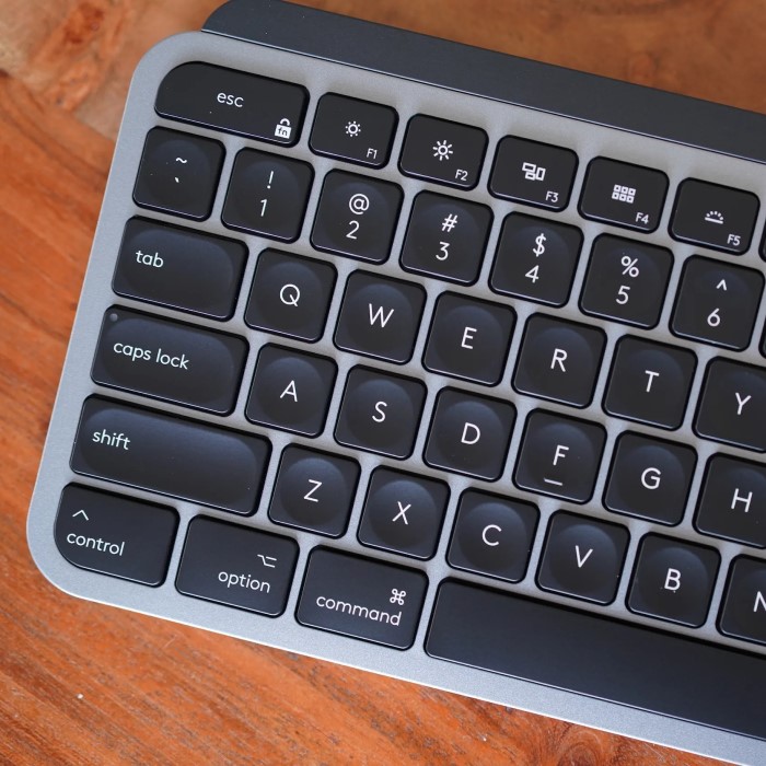 how to connect logitech keyboard